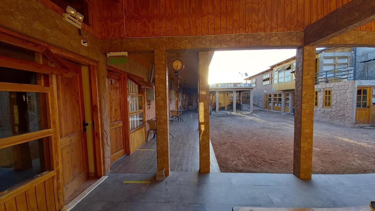 Отель La Tribu Del Indio Сан-Педро-де-Атакама Экстерьер фото